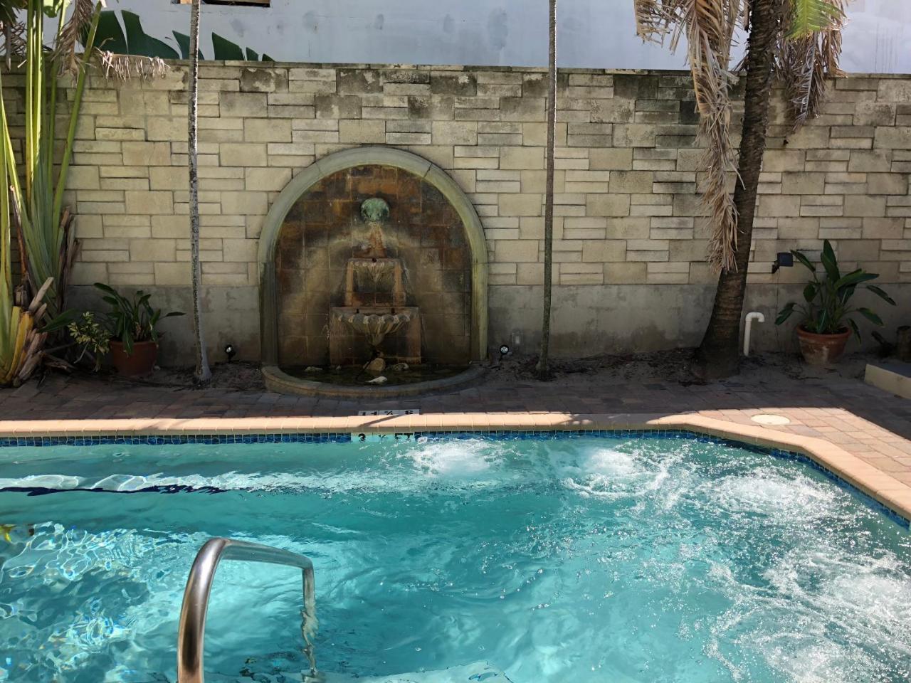 Courtyard Villa Hotel Lauderdale-by-the-Sea Luaran gambar